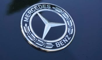 MERCEDES-BENZ E220 D lleno