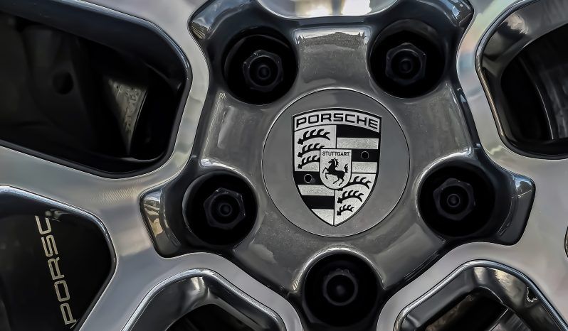 Porsche Macan lleno