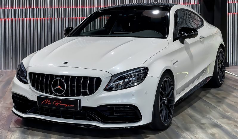 Mercedes-Benz-C-63-AMG-Coupe-1
